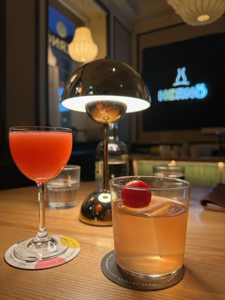 Two cocktails on the table at Hernö Gin Bar, Södermalm